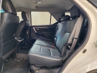 FORTUNER 2.4 V LEADER A/T ( ชุดแต่ง LEGENDER )