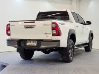 REVO D-CAB 2.4  ENTRY Pre A/T