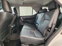 FORTUNER 2.4 LEADER V A/T 4WD