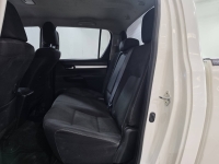 REVO D-CAB 2.4 ENTRY Pre A/T