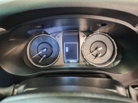 REVO D-CAB 2.4 ENTRY PRE A/T