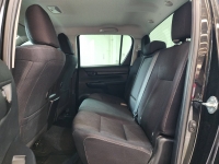 REVO D-CAB 2.4 Z EDITION ENTRY M/T (หน้าใหม่)