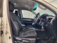 REVO D-CAB 2.4 ENTRY Pre A/T