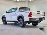 REVO D-CAB 2.4 ENTRY Pre A/T