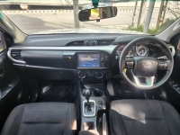 REVO D-CAB 2.4 ENTRY Pre A/T