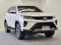 FORTUNER 2.4 LEADER G A/T