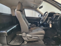 REVO SMART CAB 2.4 Z EDITION ENTRY M/T (หน้าใหม่)