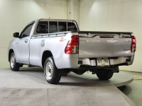 REVO SINGLE CAB 2.4 ENTRY M/T