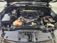 REVO D-CAB 2.4 ENTRY M/T