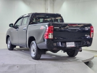 REVO D-CAB 2.4 ENTRY M/T