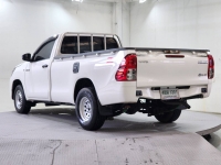 REVO SINGLE CAB 2.4 ENTRY M/T (เสริมแหนบ+ล้อผ่า)
