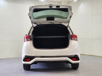 YARIS NEW 1.2 E A/T