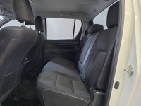 REVO D- CAB 2.4 Z EDITION ENTRY M/T (หน้าใหม่)