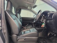 REVO SINGLE CAB 2.4 ENTRY M/T