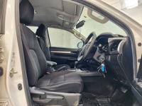 REVO D-CAB 2.4 ENTRY PRE A/T (หน้าใหม่)