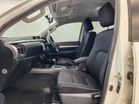 REVO D-CAB 2.4 ENTRY PRE A/T (หน้าใหม่)