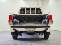 REVO SINGLE CAB 2.4 ENTRY M/T