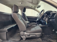 REVO SMART CAB 2.4 Z EDITION ENTRY M/T
