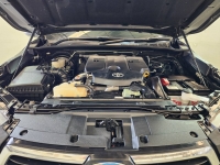 REVO D-CAB 2.4 MID Pre A/T