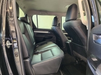 REVO D-CAB 2.4 MID Pre A/T