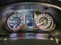 REVO D-CAB 2.4 MID Pre A/T