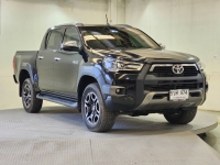 REVO D-CAB 2.4 MID Pre A/T