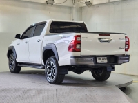 REVO D-CAB 2.4 MID Pre M/T