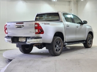 REVO D-CAB 2.4 ENTRY Pre A/T