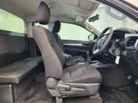 REVO SMART CAB 2.4 ENTRY PRE M/T