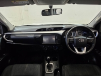 REVO D-CAB 2.4  ENTRY Pre A/T