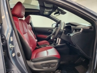 CROSS 1.8 HEV PREMIUM LUXURY A/T (Test Drive)