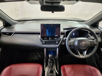 CROSS 1.8 HEV PREMIUM A/T (Test Drive)