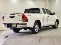 REVO SMART CAB 2.4 Z EDITION ENTRY M/T