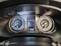 REVO D-CAB 2.4 ENTRY Pre A/T