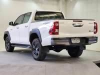 REVO D-CAB 2.4 ENTRY Pre A/T