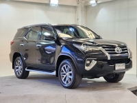 FORTUNER 2.8 V A/T 4WD