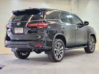 FORTUNER 2.4 LEGENDER A/T