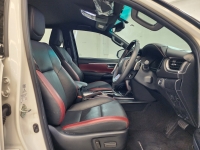 FORTUNER 2.4 Legender A/T