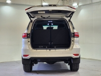 FORTUNER 2.4 V A/T