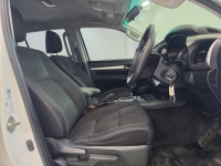 REVO D- CAB 2.4 ENTRY Pre  A/T