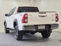 REVO D- CAB 2.4 ENTRY Pre  A/T