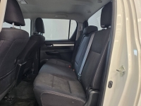 REVO D- CAB 2.4 ENTRY Pre  A/T