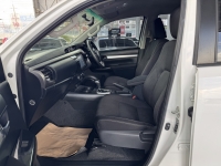 REVO D- CAB 2.4 ENTRY Pre  A/T