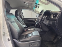 FORTUNER 2.4 LEADER V A/T