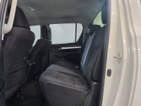 REVO D- CAB 2.4 ENTRY Pre A/T