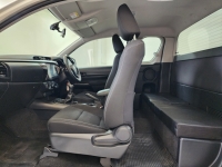REVO SMART CAB 2.4 Z EDITION ENTRY M/T (เพจเสา)