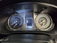 REVO D-CAB 2.4 ENTRY Pre A/T