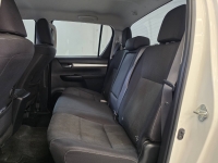 REVO D-CAB 2.4 ENTRY Pre A/T