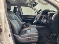 REVO D-CAB 2.4 Pre HIGH A/T