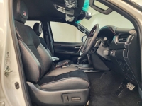 FORTUNER 2.8 GR SPORT 4WD A/T (BLACK TOP)